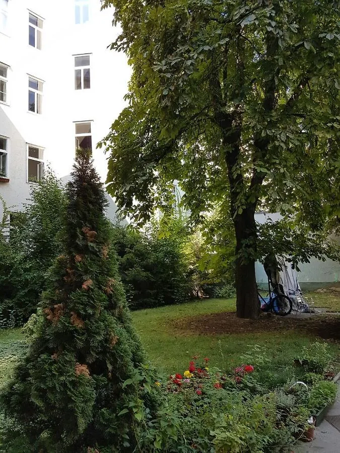 Newly-Renovated, Central City Apartment In The Heart Of Viena